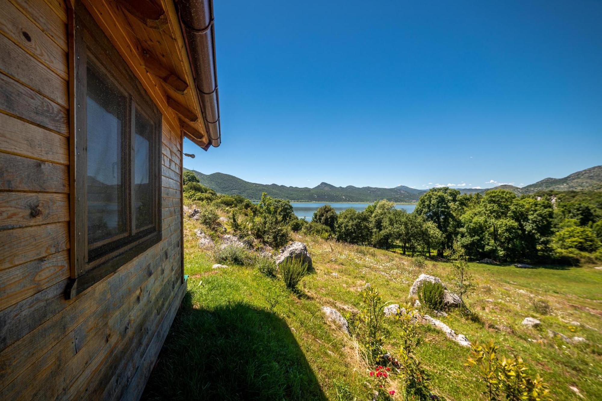 Boljesestre Lake Retreat Golubovci Extérieur photo