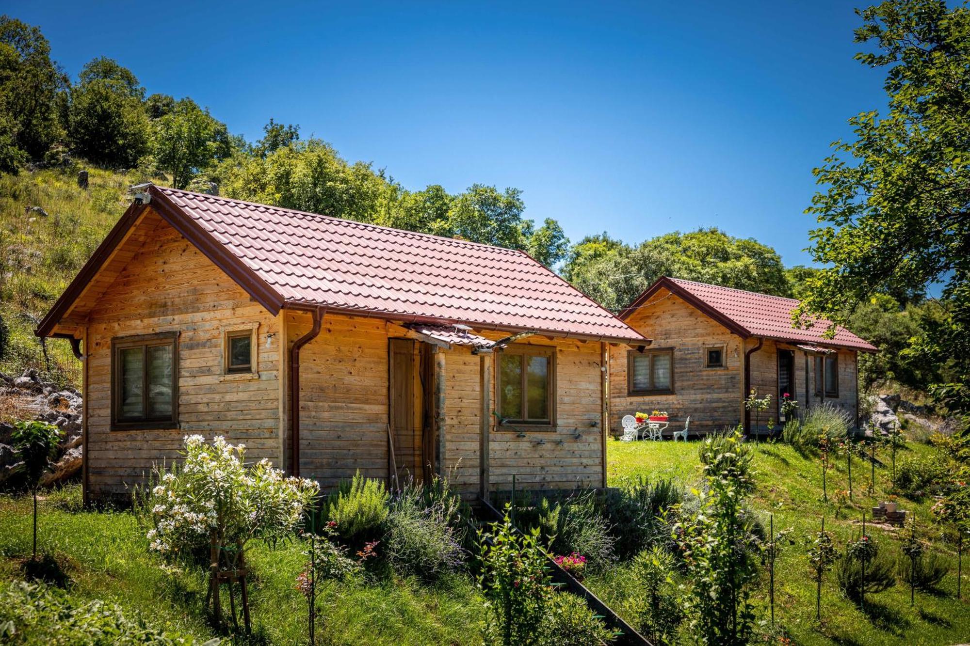 Boljesestre Lake Retreat Golubovci Extérieur photo